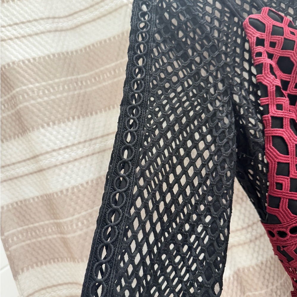 Self-portrait Black and Red Lace Dress - Picture 7 of 8